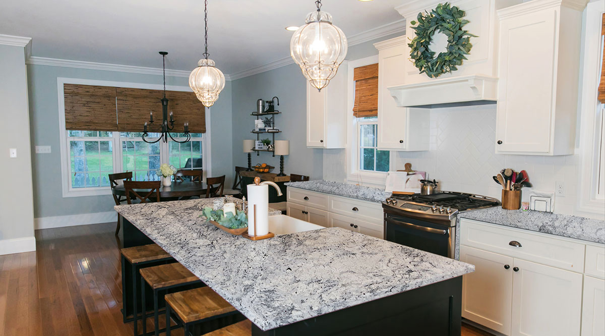White Ice Granite thumbnail 6