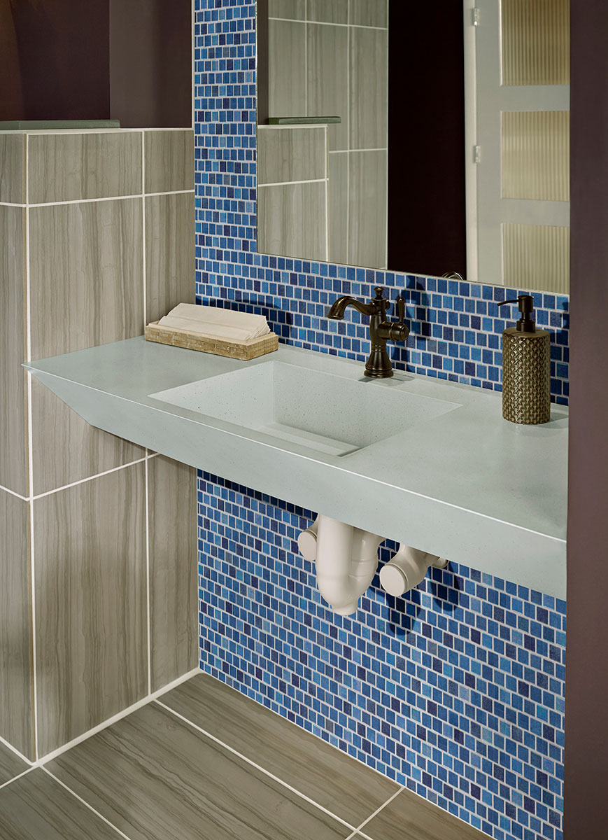 Hawaiian Blue Glass Tile thumbnail 5
